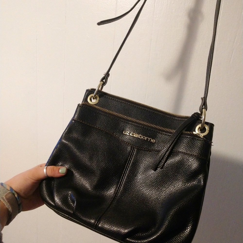 LIZ CLAIBORNE side purse ✨✨